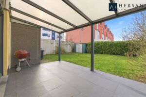 Überdachte Terrasse