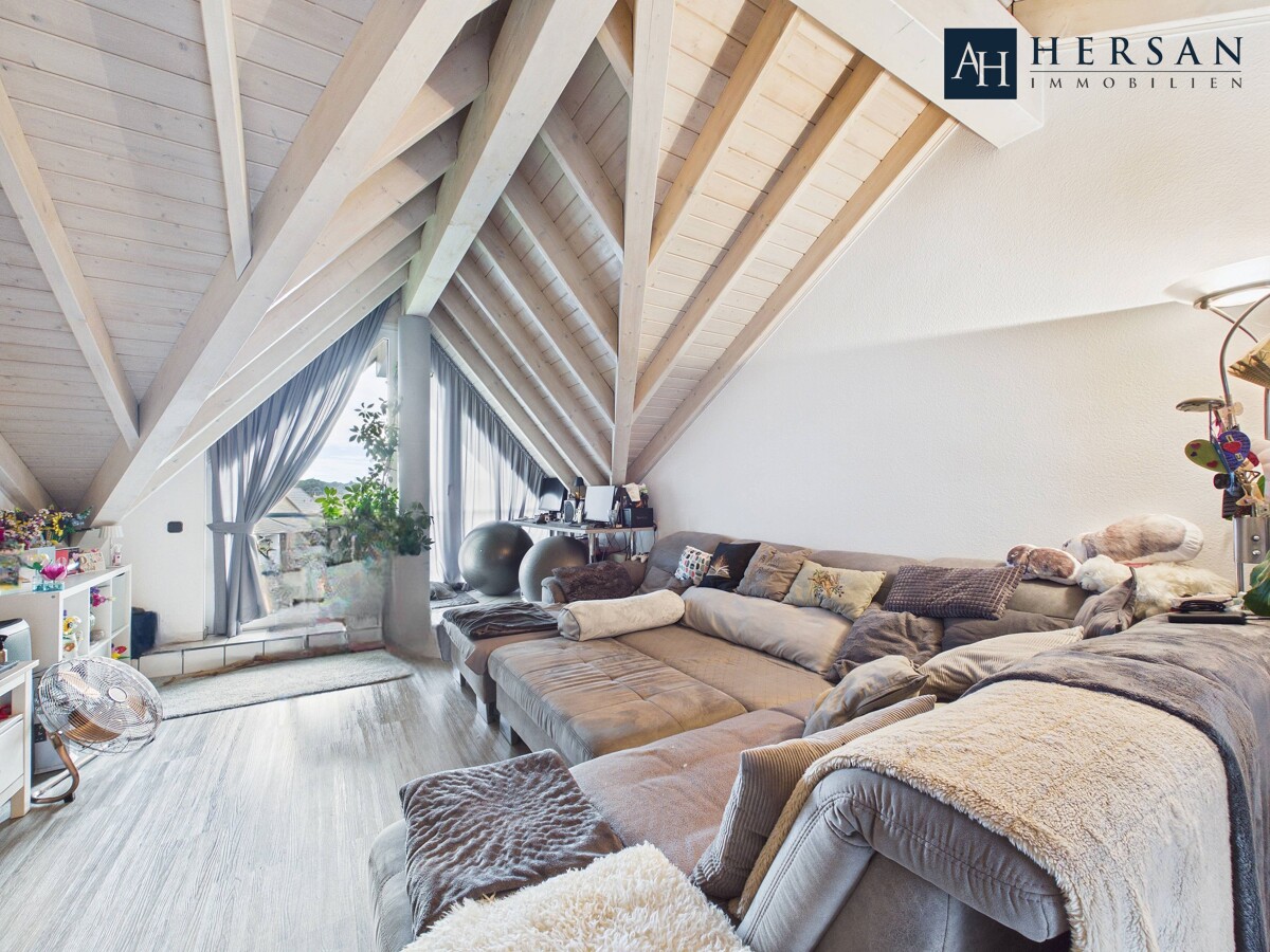 Wohnzimmer DG
