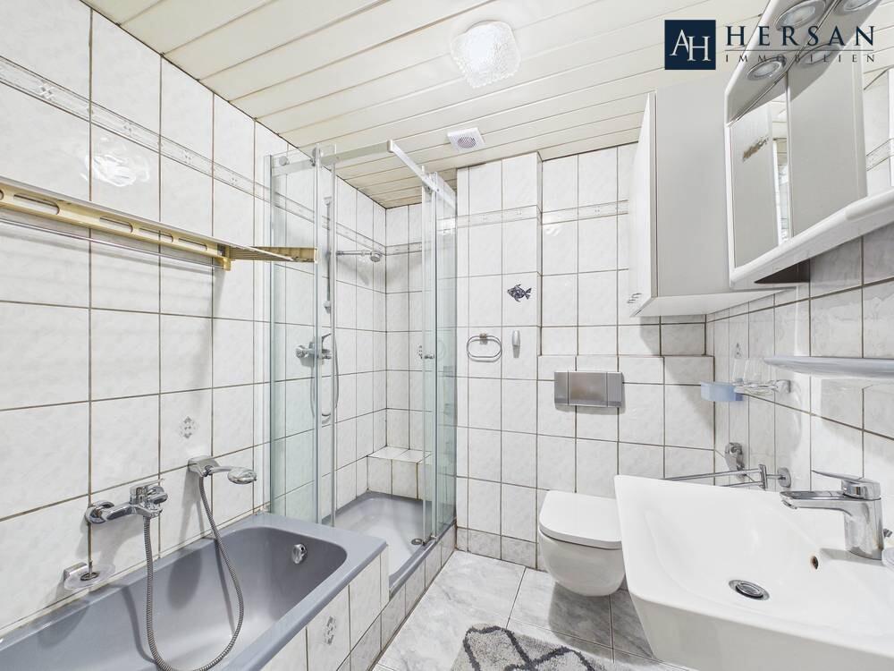 Badezimmer OG